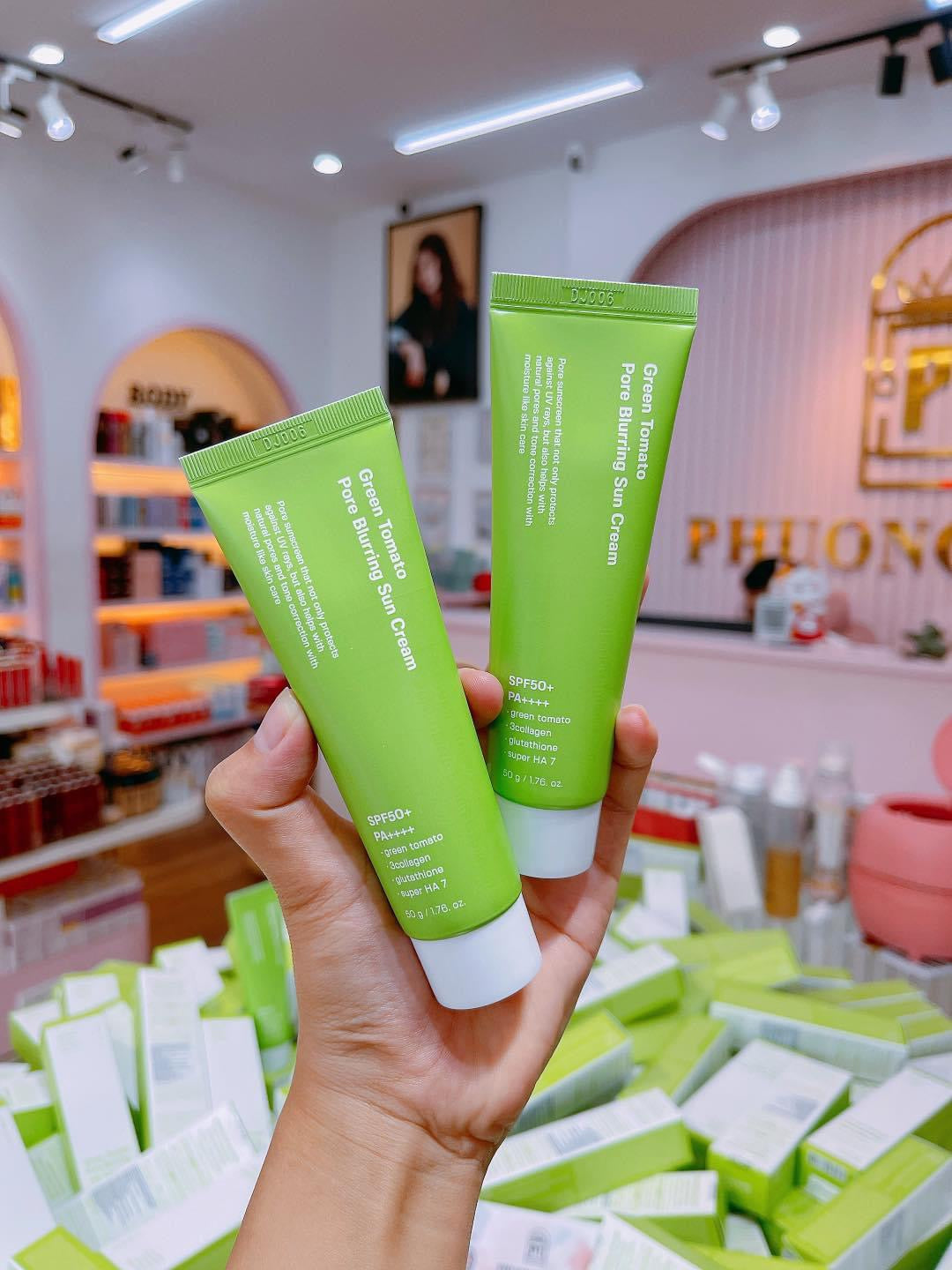 SUNGBOON GREEN TOMATO PORE BLURRING SUN CREAM SPF50+ PA++++