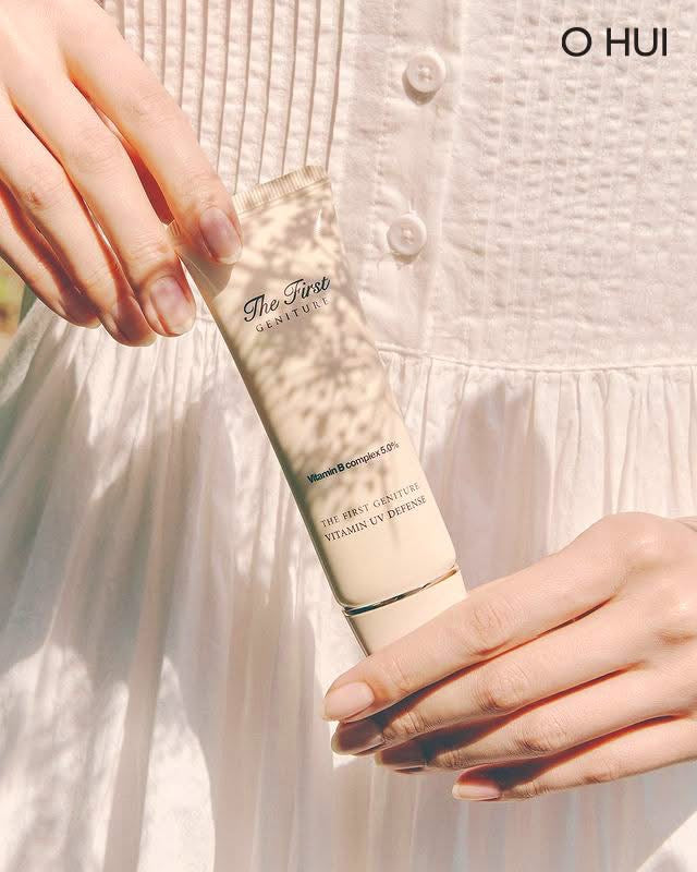 OHUI THE FIRST GENITURE VITAMIN UV DEFENSE SUNSCREEN SET