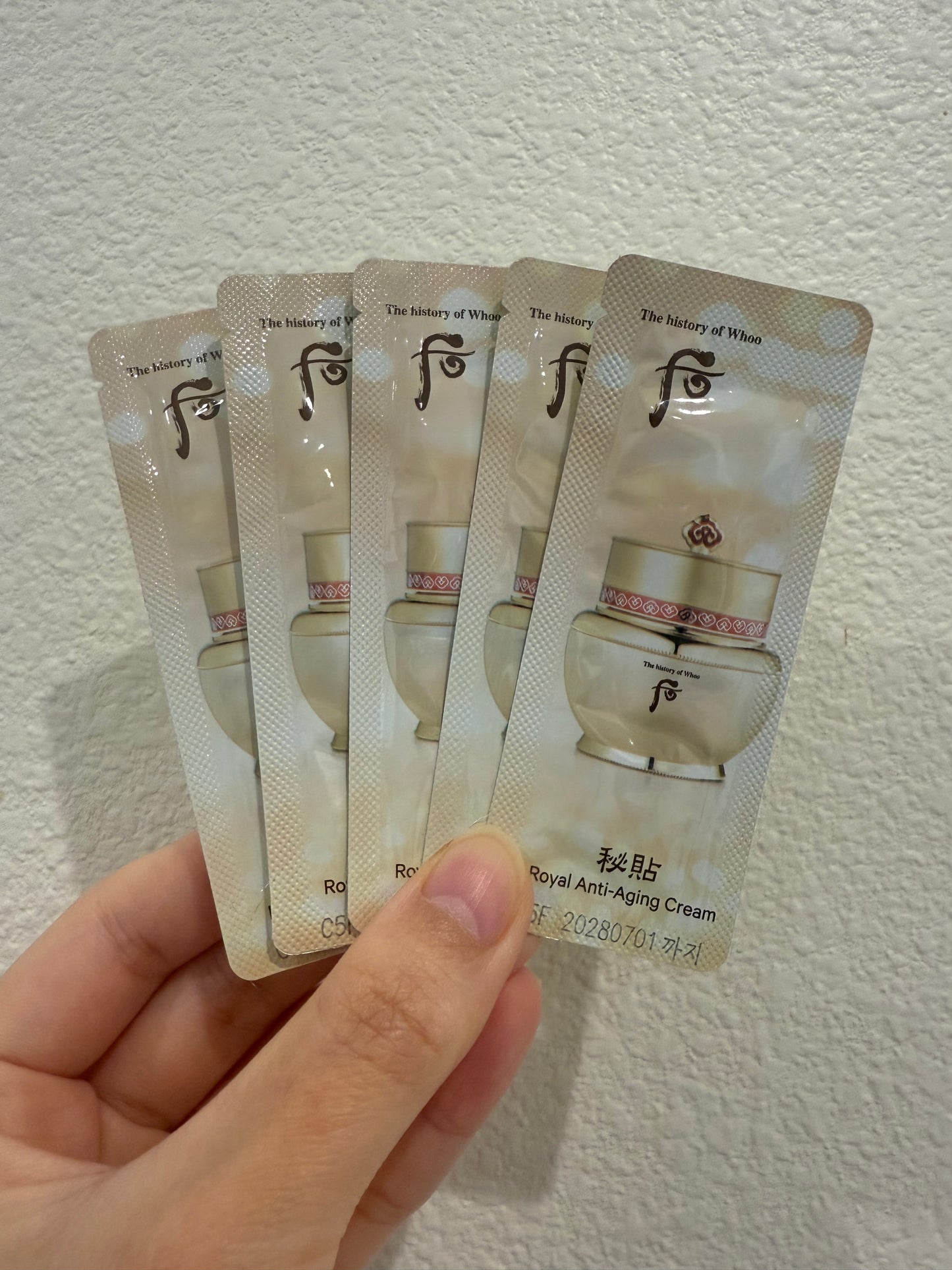 THE WHOO BICHUP ROYAL JA YOON CREAM SAMPLES 1ML x 30PCS