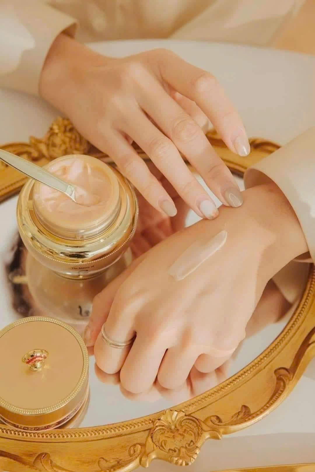 THE WHOO BICHUP ROYAL JA YOON CREAM SAMPLES 1ML x 30PCS