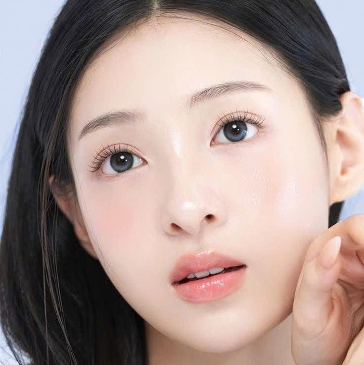 THE WHOO WHITE RADIANT MOISTURE FULL SET OF 8 ITEMS