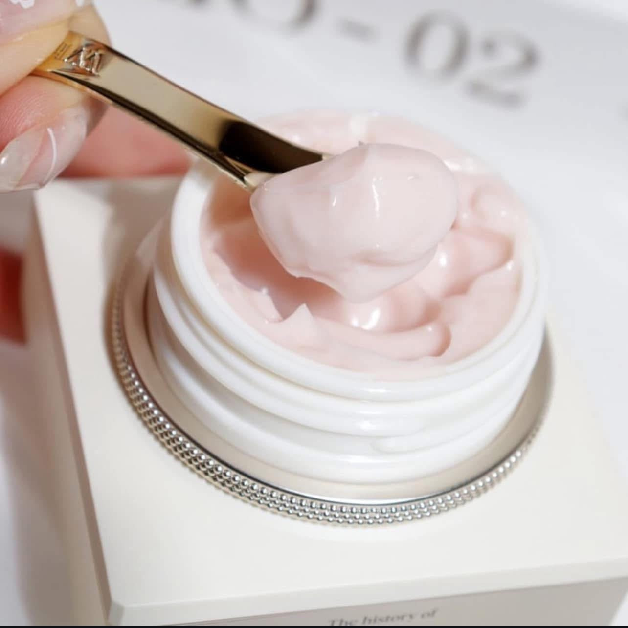 THE WHOO ROYAL REGINA ENERGETIC SPECIAL SET