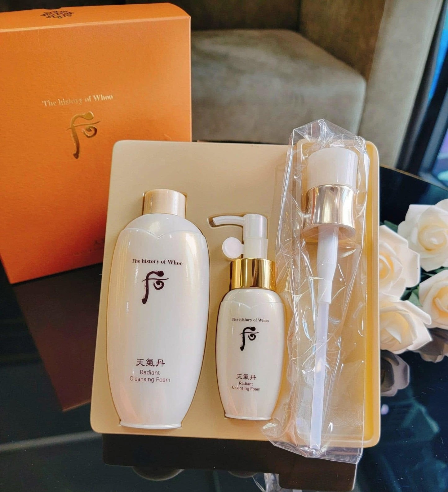 THE WHOO RADIANT CLEANSING FOAM SET 200ML & 50ML