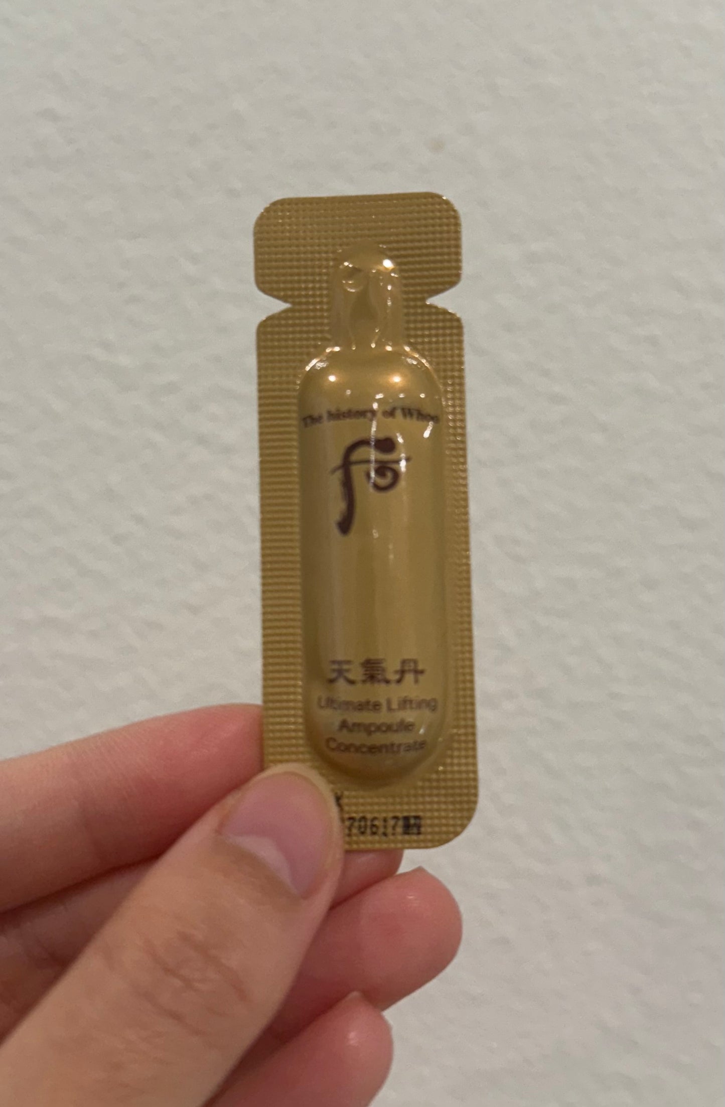 THE WHOO ULTIMATE LIFTING AMPOULE CONCENTRATE SAMPLES 1ML x 30PCS