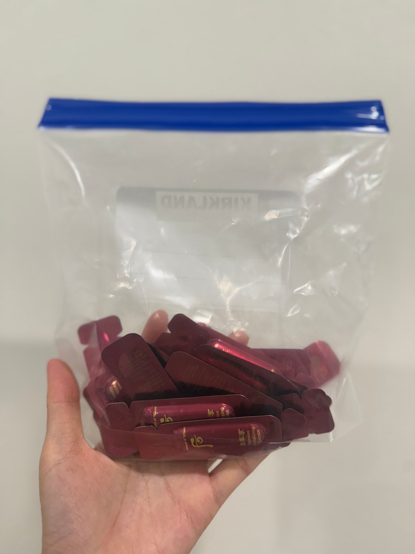 THE WHOO JINYULHYANG INTENSIVE REVITALIZING ESSENCE SAMPLES 1ML x 30ML