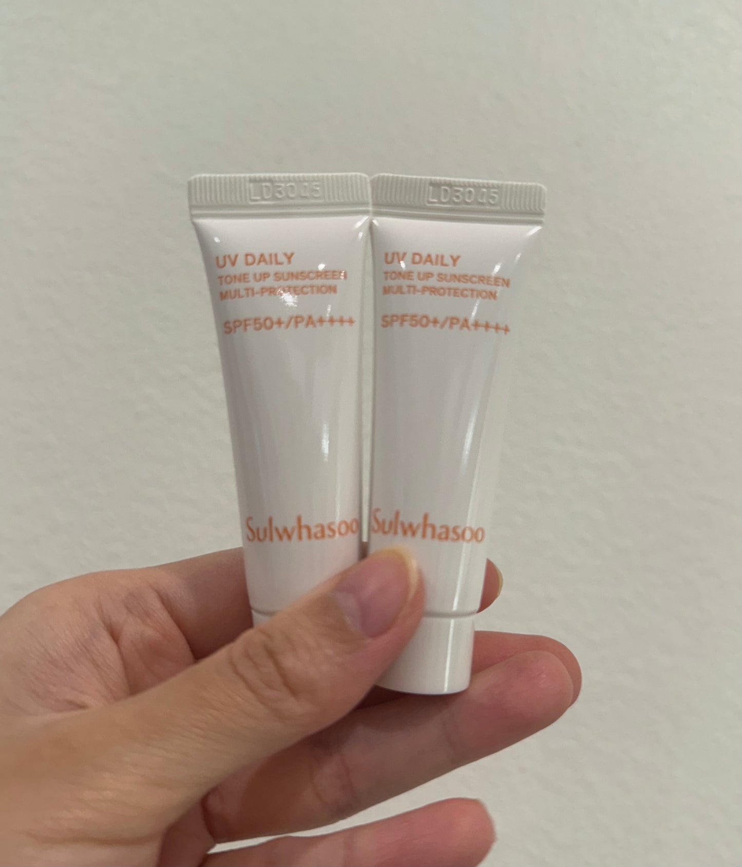 SULWHASOO UV DAILY TONE UP SUNSCREEN MULTI PROTECTION SPF50+ PA++++ MINI 10ML x 10PCS