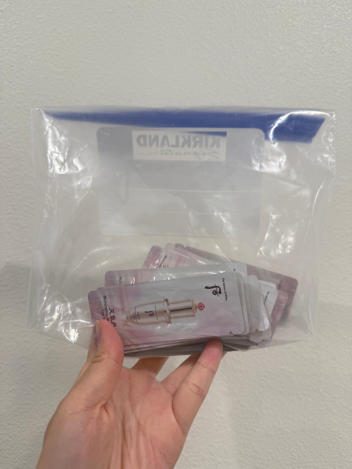 THE WHOO CHEONGIDAN ILLUMINATING REGENERATING EYE SERUM SAMPLES 1ML x 30PCS