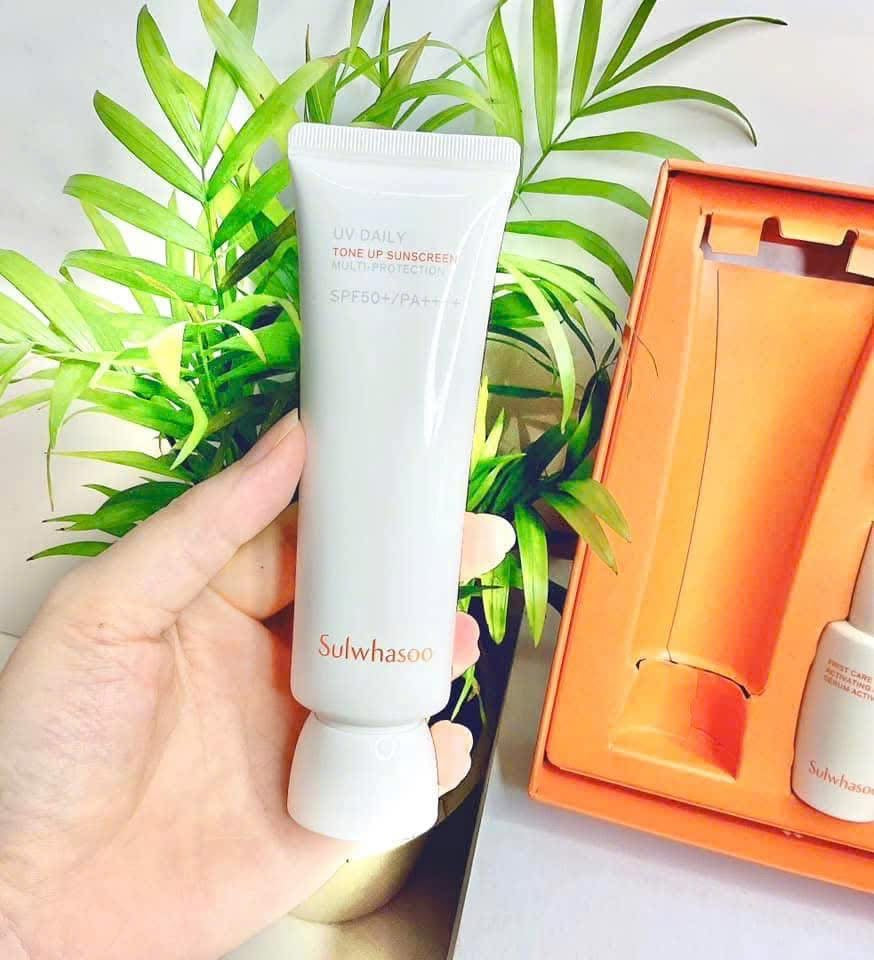 SULWHASOO UV DAILY TONE UP SUNSCREEN MULTI PROTECTION SPF50+ PA++++ MINI 10ML x 10PCS