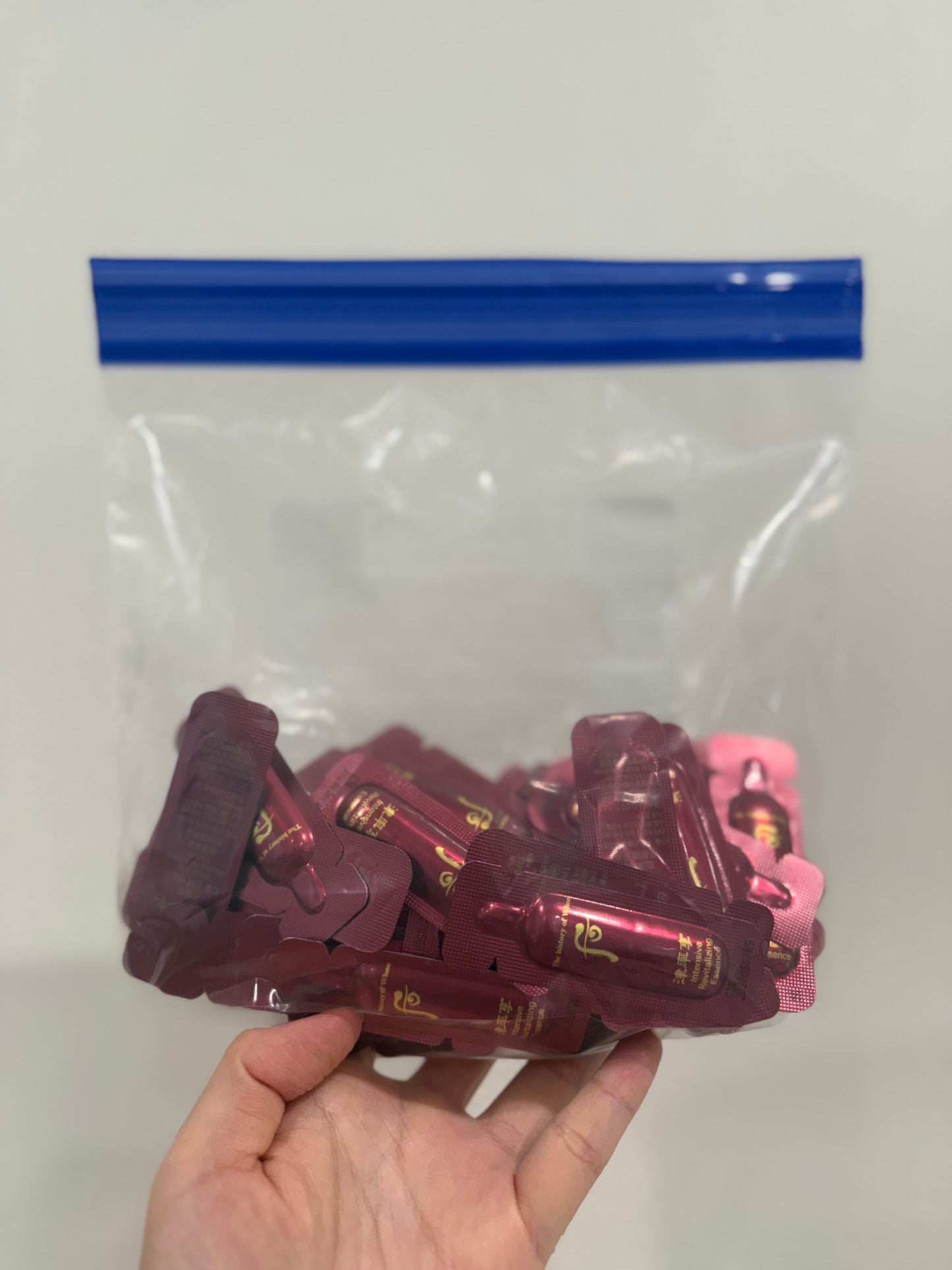 THE WHOO JINYULHYANG INTENSIVE REVITALIZING ESSENCE SAMPLES 1ML x 60PCS