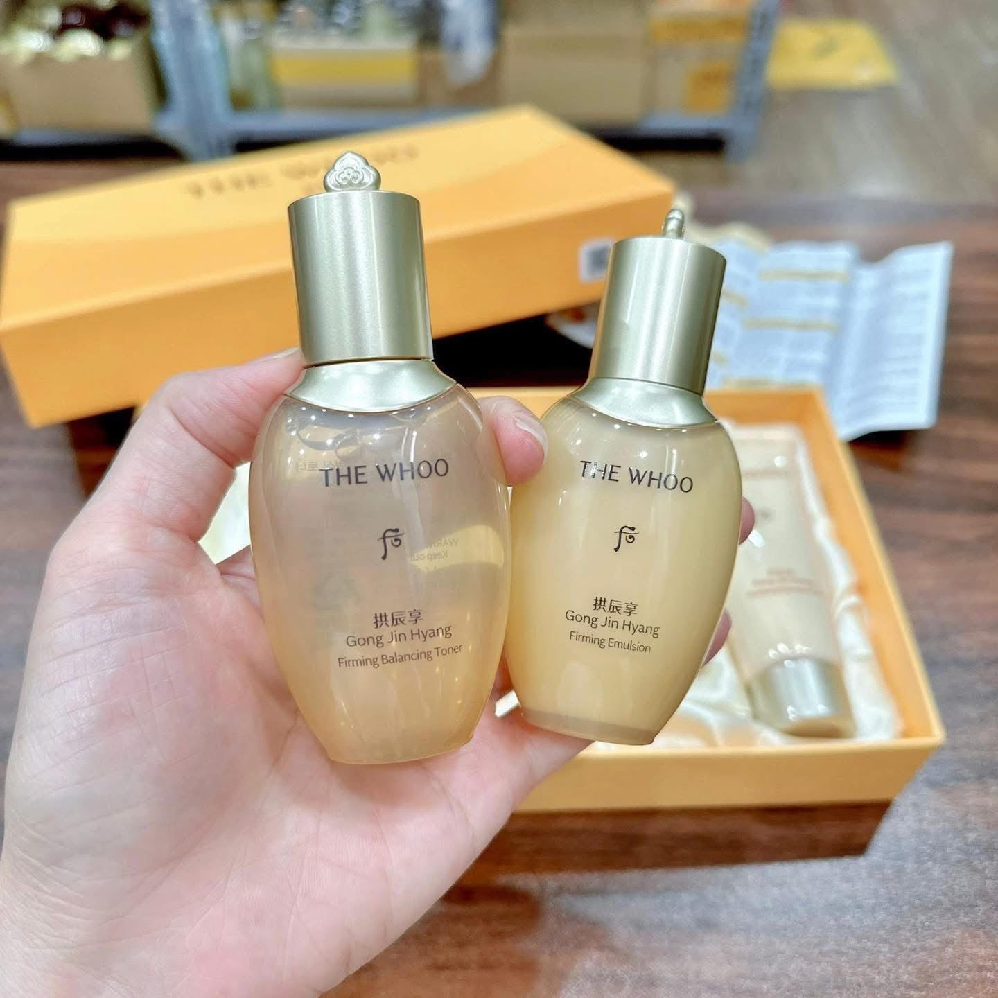 THE WHOO BICHUP 4TH GENERATION SERUM SPECIAL SET
