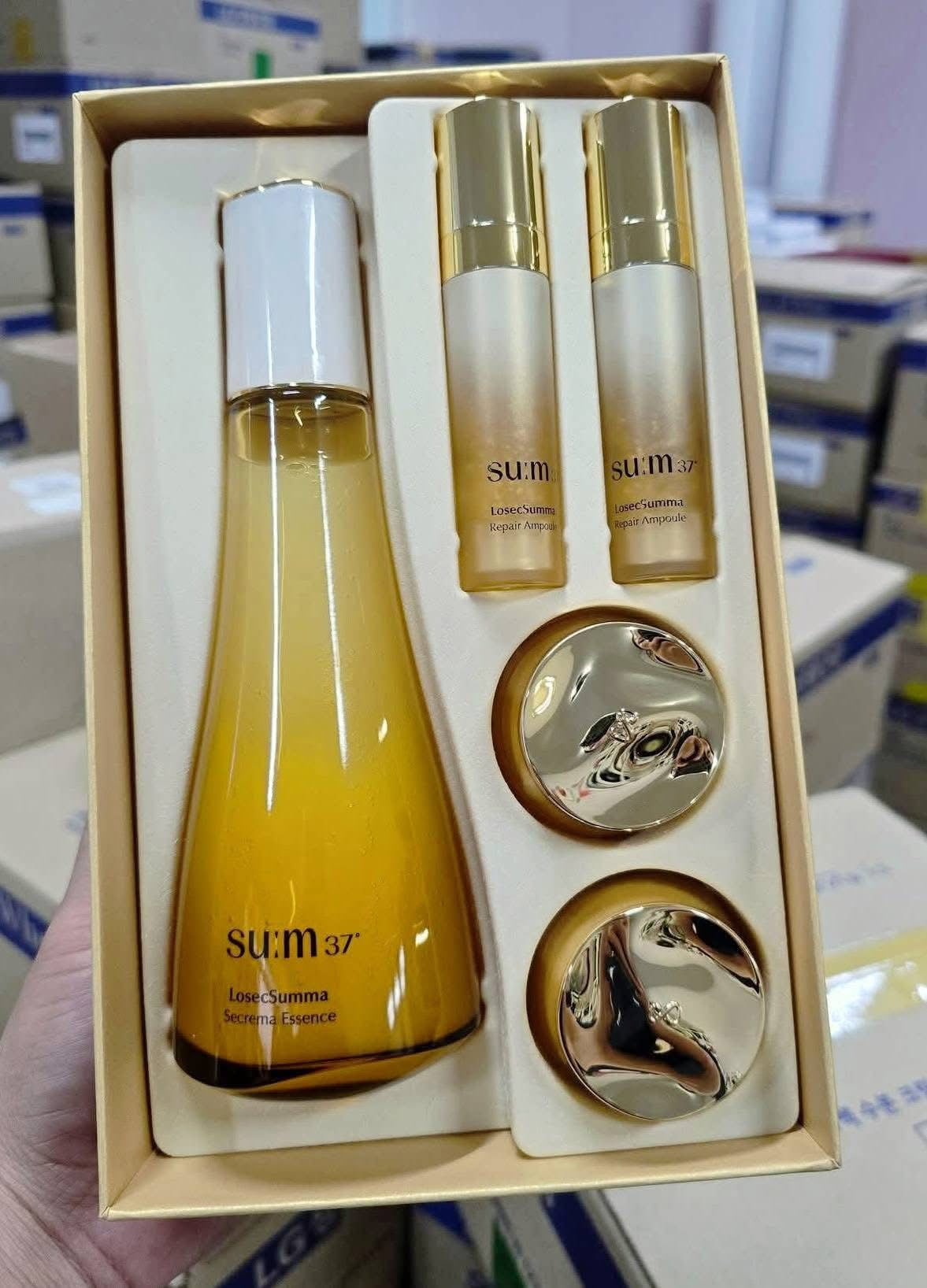 SUM37 LOSEC SUMMA GOLD REPAIR ESSENCE 230ML SPECIAL SET