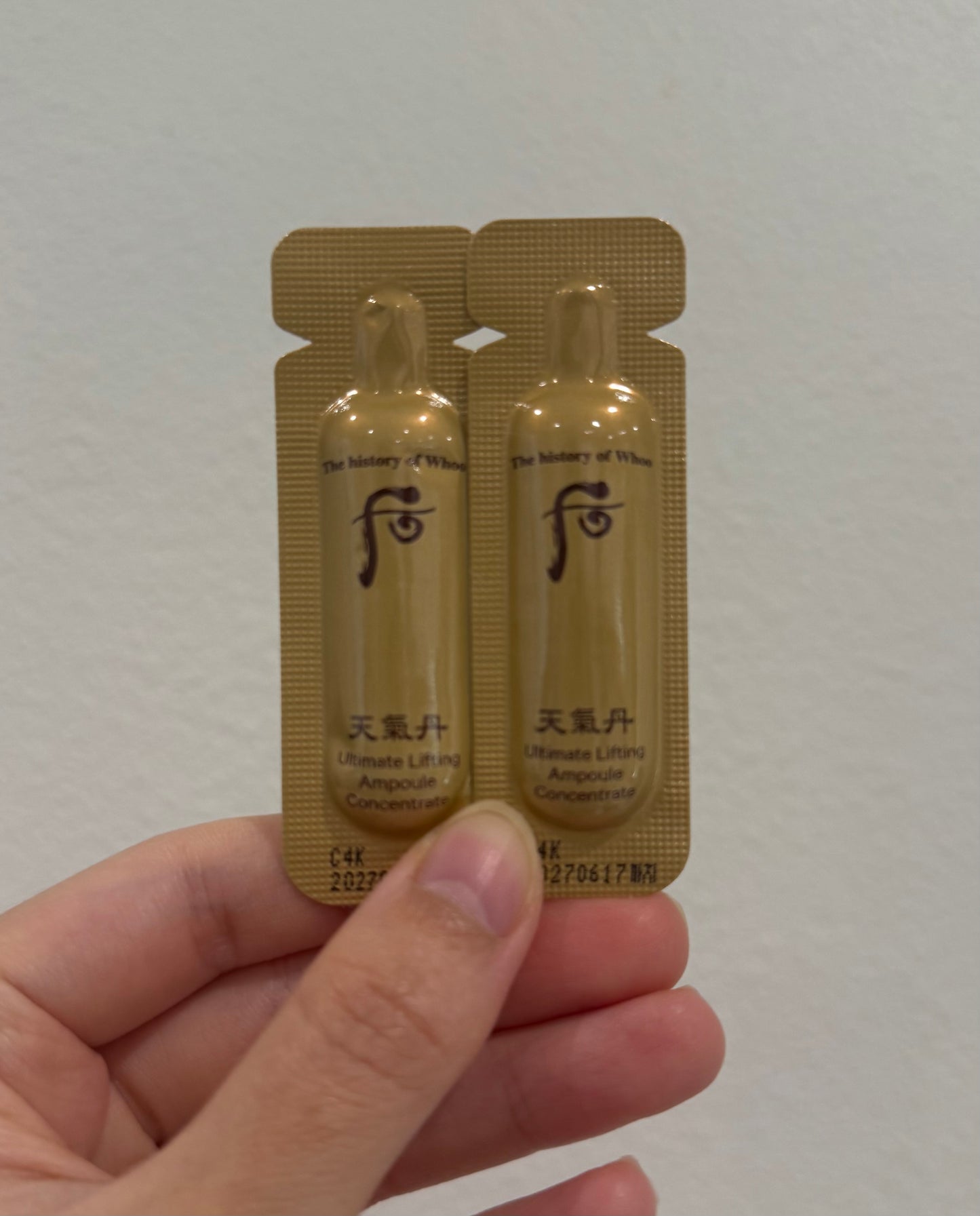 THE WHOO ULTIMATE LIFTING AMPOULE CONCENTRATE SAMPLES 1ML x 30PCS